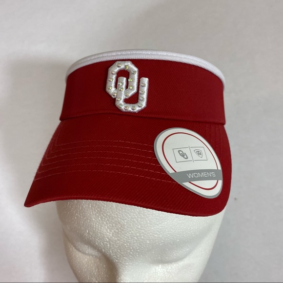 Top World Woman’s Visor Hat Red white Trim visor NWT TENNIS HAT - Picture 1 of 5